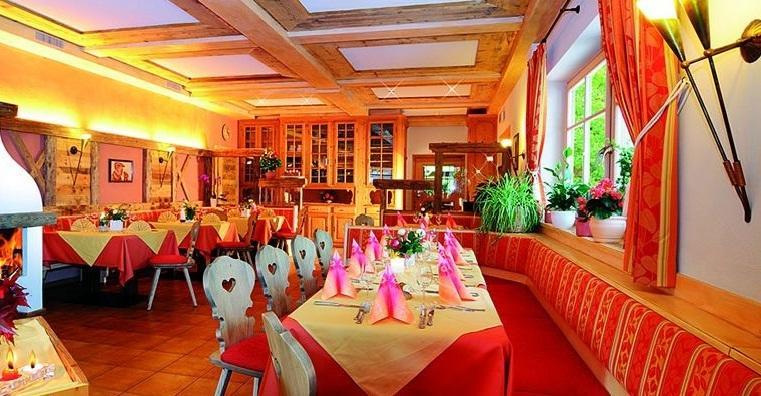 Hotel Mair Am Bach Бресаноне Екстериор снимка