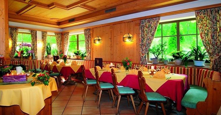 Hotel Mair Am Bach Бресаноне Екстериор снимка